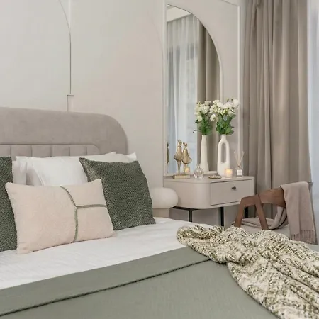 Apartment Libra Luxury Ac - Homfi Collection *